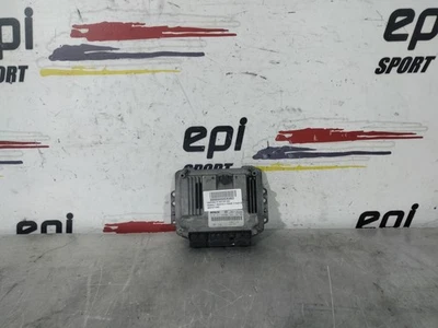 0281011940 CENTRALINA MOTORE / BOSCH / 283822 PER RENAULT MASTER II PHASE 2 CAJA - Immagine 1 di 3