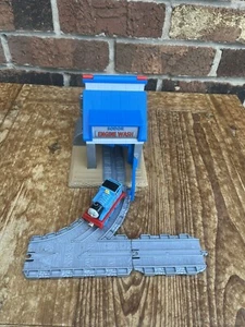 Take Along n Play Thomas Tank Engine & Friends SODOR ENGINE WASH ZUSATZSPIELSET - Bild 1 von 7