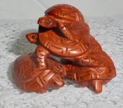 SALE! Vintage Nice Hand Carved Netsuke Boxwood Turtles Very Special! Glass Eyes. • 34$