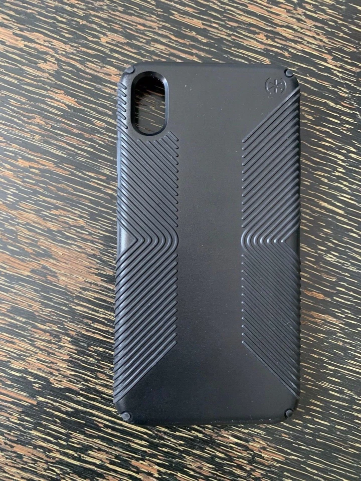 Usado en excelente estado! Funda rígida Speck iPhone XS Max negra Foto 1 de 2