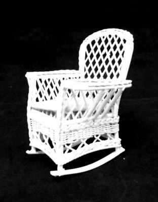Sedia A Dondolo In Ferro Battuto Bianco Per Casa Delle Bambole 1:12 Mobili - Immagine 1 di 4