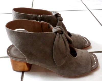 NEW Bernardo Anthropologie Lizzie Sandal Suede Bootie Wood Round Heel 10 Gray - Image 1 of 4