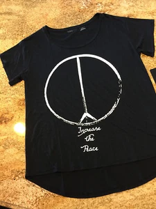 Press Clothing Co Increase the Peace Black Tee - Were $62.50 NOW $45 - Foto 1 di 5