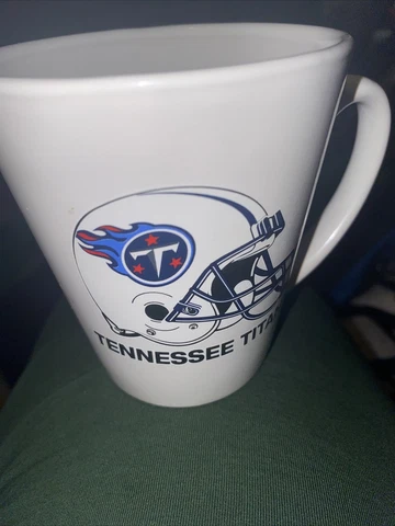 Tennesse Titans NFL Collectible Football Coffee Mug Great Condition Cover
