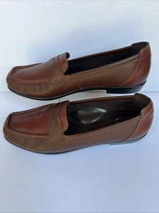 SAS Women’s 10M Brown Reptile Leather Penny Loafers Tripad Comfort Made USA - Picture 1 of 10