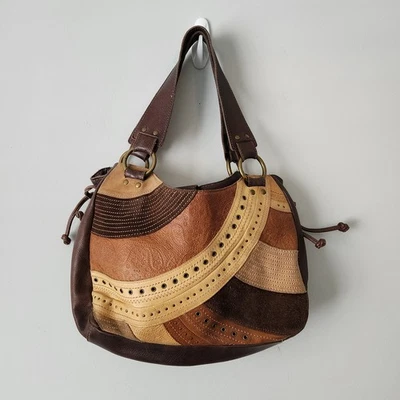 Bolso de Mano Fossil Cuero Marrón Retazos Talla Mediana Gamuza Boho Retro Tachonado Foto 1 de 4
