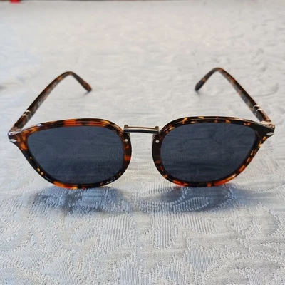 Persol Sunglasses 3186-S Tortoise Shell Frames Smoke Lenses - Image 1 of 4