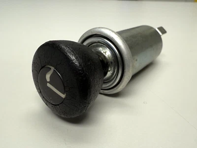 RARO EARLY PORSCHE 911 / 912 encendedor 12v enchufe 1969-1972 90165210201 Foto 1 de 4