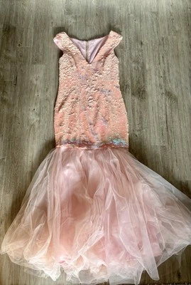Vestido Disfraz Burlesque Rosa Salmón Lentejuelas Detalles Con Cremallera Foto 1 de 4