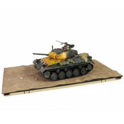 TANK M24 1945 US CHAFFEE MEDIUM COMPANY D.36 1:32 Forces Of Valor Mezzi Militari - Immagine 1 di 4