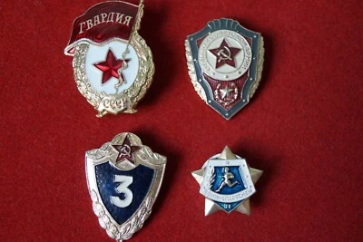 Colección de insignias juego de 4 estrellas de guardia 3ª clase soldado URSS URSS orden ejército Foto 1 de 4
