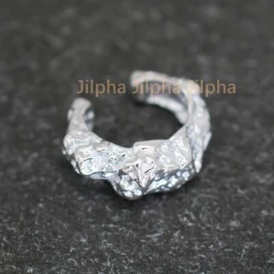 Orecchini singoli in argento sterling 925 martellato con clip avvolgenti A4270 - Foto 1 di 7