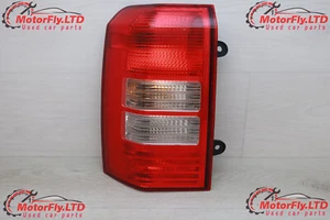 2008 JEEP PATRIOT LIMITED PASSENGER REAR LEFT LIGHT COMPLETE - Picture 1 of 7