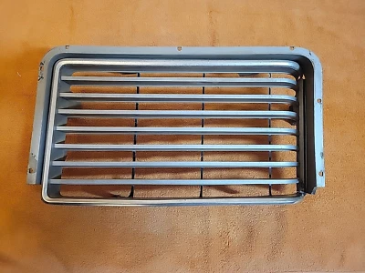 1972 OLDSMOBILE CUTLASS S GRADE RH 410672 FABRICANTE DE EQUIPAMENTO ORIGINAL GM - Imagem 1 de 4