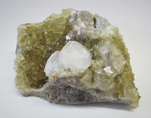 +++ Fluorit xx (UV), Calcit xx -- Moscona Mine, Solis, Asturien, Spanien +++ - Picture 1 of 7