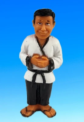 Homies Series #6 - Home Lee - Martial Arts Karate Figure 1.5" Capsule Toy - Image 1 of 2