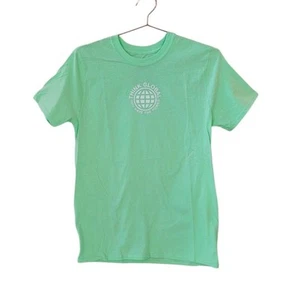 Nuova maglietta Rebels & Nomads URBAN OUTFITTERS M 'Think Global You Have The Power' - Foto 1 di 8
