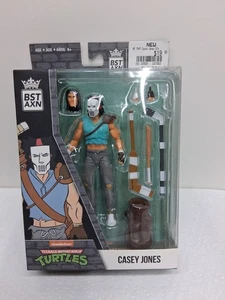 BST AXN Teenage Mutant Ninja Turtles Soggetti Leali 5" Casey Jones DLX Figura - Foto 1 di 6