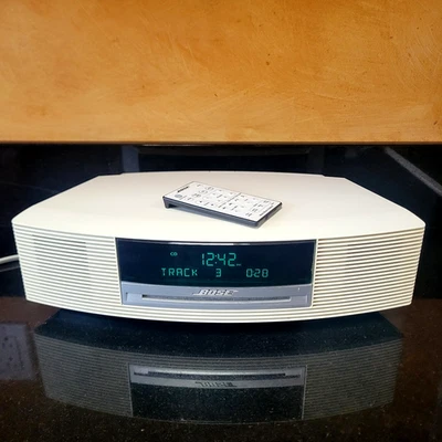 Bose Wave Music System AM/FM CD Player Clock Radio AWRCC2 W Remote Tested (33AC) - Image 1 of 4