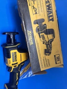 Seghetto alternativo senza fili DEWALT 12V (solo utensile) - Foto 1 di 5