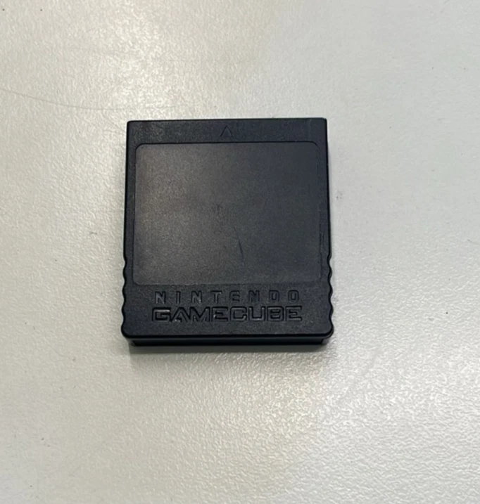 ORIGINALE NINTENDO GAMECUBE MEMORY CARD 4 MB COME NUOVA - Immagine 1 di 1