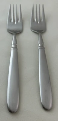 WMF Montana Acabado Satinado 18/10 Corea Acero Inoxidable 2 Tenedores para Ensaladas 7 1/8" Foto 1 de 4