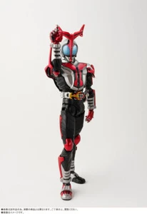 S.H.Figuarts Shinkocchou Kamen Rider Kabuto Hyper Form 10th PVC Figure Japan NEW - Picture 1 of 10
