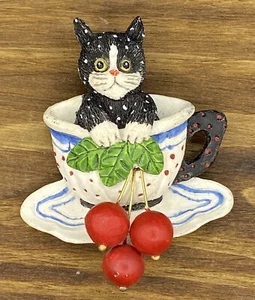 Resin Black Cat Kitty Playing Teacup Brooch Scarf Lapel Pin VNT - Picture 1 of 3