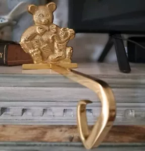 Vintage Messing Teddybär Langarm Strumpf Halter Aufhänger Haken schwer - Bild 1 von 6