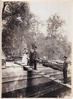 Original Press Photo Ww1 Carrying British Wounded From Trenches To Barges 1917