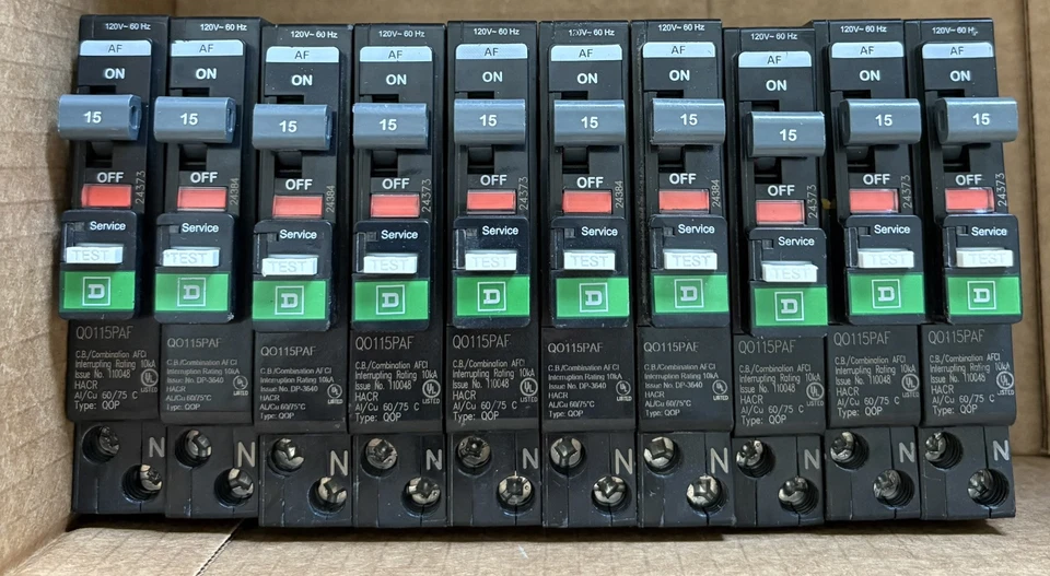 🔥Pack Of 10 Square D QO115PAF 15A ArcFault Plug On Neutral Breaker 全新样式 — 第 1/1 张图片