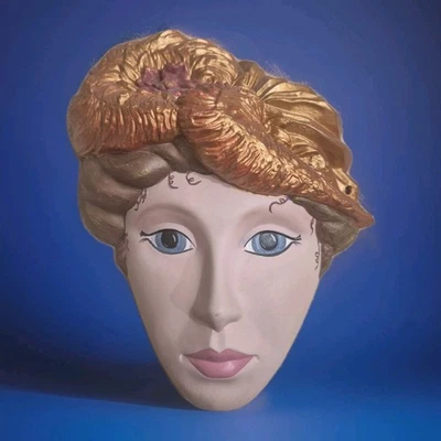 Hermosa máscara facial de cerámica vintage para dama colgante de pared 9"x7" Foto 1 de 3