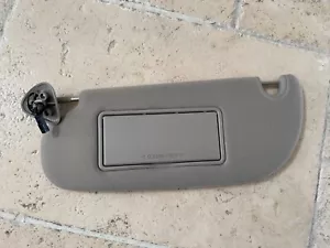 2006 2007 2008 FORD MERCURY GRAND MARQUIS OEM GRAY Driver SUN VISOR Sunvisor - Foto 1 di 7