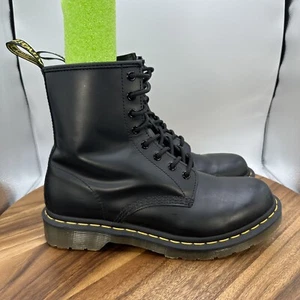 Botas Dr Martens 1460 Cuero Liso Con Cordones Combate Moto Grunge Gótico Para Mujer 9 - Imagen 1 de 9