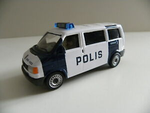 1/43 VOLKSWAGEN T4 POLIS / POLICE  FINLANDE