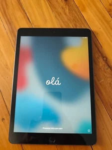 Apple iPad 8th Gen. 10.2-inch, 32GB Wi-Fi - Space Grey (A2270) - Picture 1 of 5