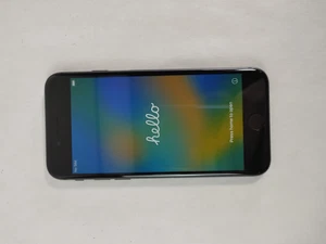 Apple IPHONE 8 A1863 64 GB Ios 16.7.11 Espace Gris Téléphone - Photo 1 sur 6