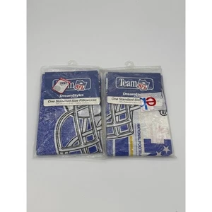 Lote 2 Fundas de Almohada Estándar Equipo NFL De Colección Años 90 Casco de Fútbol Americano Reversible Nuevo de Lote Antiguo - Imagen 1 de 4