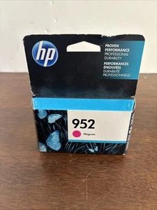 Genuine HP 952 Ink Cartridge Magenta in Sealed Box Exp Fed 2018 - Picture 1 of 5