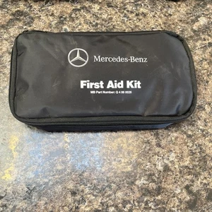 Mercedes-Benz OEM First Aid Kit Bag Black First aid  - Foto 1 di 6