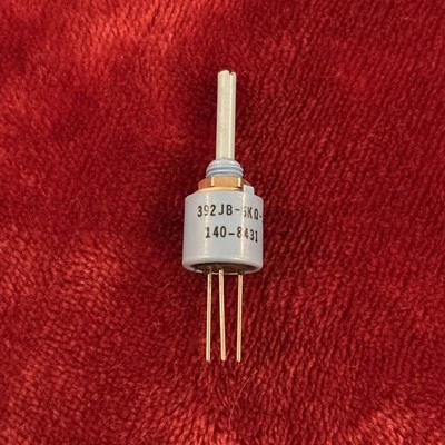 Potenciómetro de plástico conductor Honeywell 392JB5k 5 kOhms, pasadores de PC, montaje en panel Foto 1 de 4