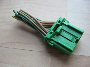 2013 Freightliner Cascadia Connector for Blinker Wiper Combo Switch #M261PA - Bild 1 von 6