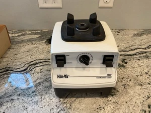 Motore frullatore Vitamix 5000 SOLO BASE bianco testato funzionante modello VM0103 - Foto 1 di 4