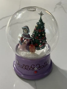 Disney Beauty And The Beast Musical Snow Globe by Gemmy- Plays (2) Tunes! - Picture 1 of 3