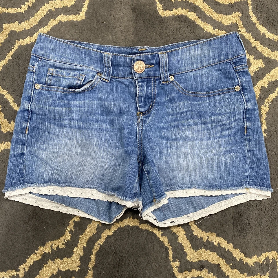 Seven 7  jean denim shorts lace trimmed hem 8P - Image 1 of 4