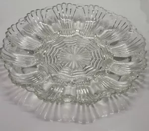 DEVILED EGG TRAY -Vintage glass Anchor Hocking 896 pattern Clear Heavy Unique - Picture 1 of 4