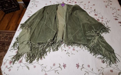 Poncho chal de cuero gamuza verde colección Suzanne Somers talla única para la mayoría Foto 1 de 4