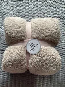 Teddy Soft Fleece Throw Blanket - Natural 130 x 170cm BNWT - Picture 1 of 4