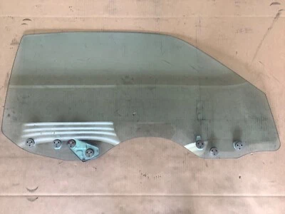 84-87 本田 CRX 2Dr Coupe 右前门玻璃乘客侧窗二手原始设备制造商 — 第 1/2 张图片