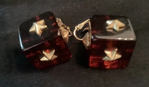 Vintage Crown TRIFARI Brown Cube Gold Tone Star Earrings 🤩MCM - Picture 1 of 8